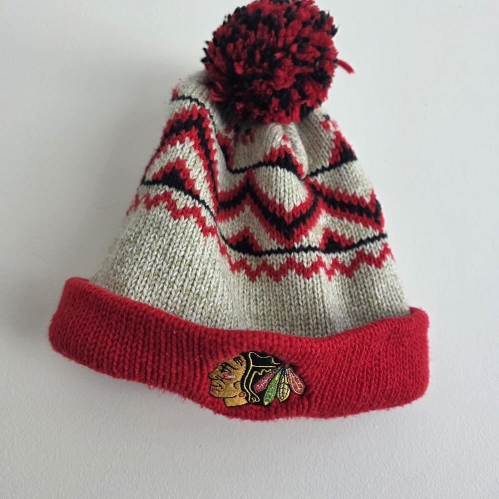 Chicago Blackhawks Hockey Pom Beanie‎ Reebok
